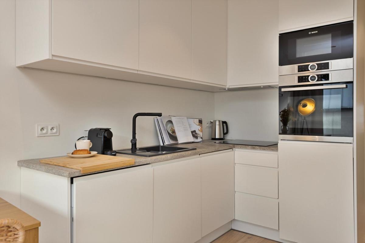 Cosy Apartments @ City Center แอนต์เวิร์ป ภายนอก รูปภาพ